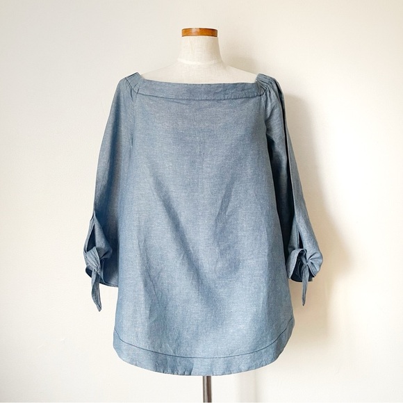 Free People Show Me some Shoulder Chambray top size Medium - Picture 2 of 7